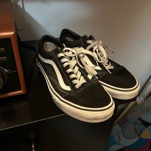 Black vans